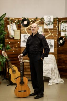 Староверов Юрий Аркадьевич